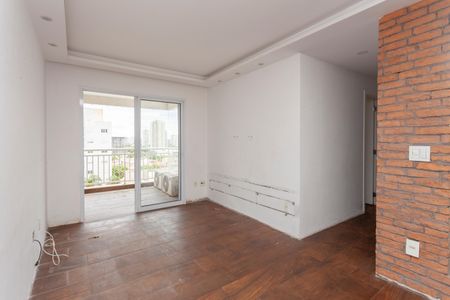 Sala de apartamento para alugar com 3 quartos, 81m² em Vila Isa, São Paulo