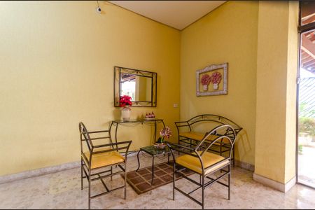 Apartamento à venda com 90m², 3 quartos e sem vaga Apartamento à venda com 90m², 3 quartos e sem vagaHall de entrada