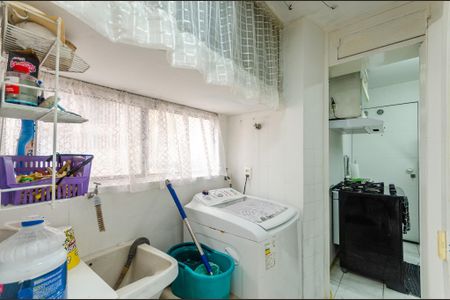 Apartamento à venda com 90m², 3 quartos e sem vaga Apartamento à venda com 90m², 3 quartos e sem vagaÁrea de Serviço