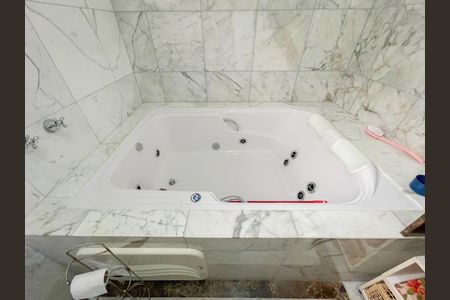 Banheiro da Suíte de casa à venda com 3 quartos, 267m² em Vila Campesina, Osasco