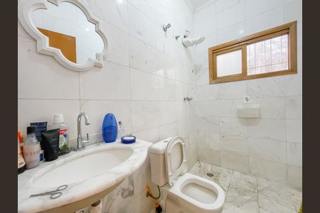 Casa à venda com 267m², 3 quartos e 4 vagas Casa à venda com 267m², 3 quartos e 4 vagasBanheiro 2