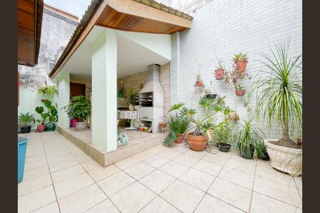 Casa à venda com 267m², 3 quartos e 4 vagas Casa à venda com 267m², 3 quartos e 4 vagasChurrasqueira