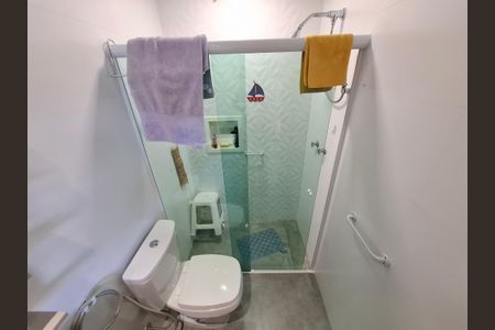 Apartamento à venda com 70m², 2 quartos e 1 vagaBanheiro da suíte 