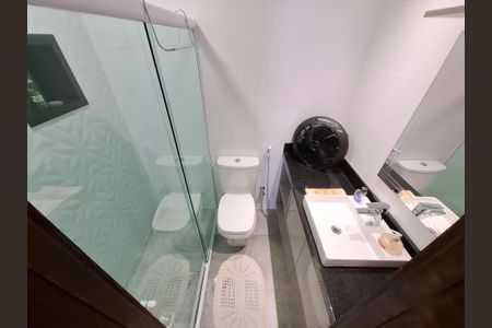 Apartamento à venda com 70m², 2 quartos e 1 vagaBanheiro 2