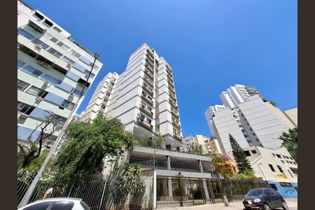 Apartamento à venda com 70m², 2 quartos e 1 vagaFachada 