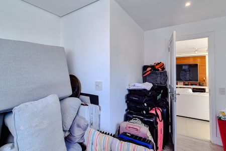 Apartamento à venda com 320m², 4 quartos e 3 vagas Apartamento à venda com 320m², 4 quartos e 3 vagasSala 3