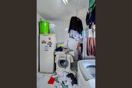 Apartamento à venda com 320m², 4 quartos e 3 vagas Apartamento à venda com 320m², 4 quartos e 3 vagasÁrea de Serviço