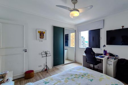 Apartamento à venda com 320m², 4 quartos e 3 vagas Apartamento à venda com 320m², 4 quartos e 3 vagasQuarto 2