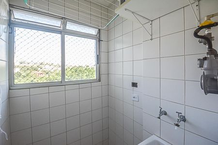Apartamento para alugar com 67m², 3 quartos e 1 vagaÁrea de Serviço