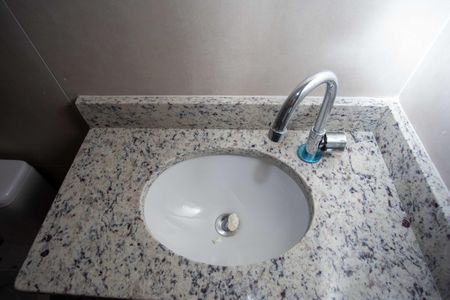 Apartamento à venda com 32m², 2 quartos e sem vagaBanheiro