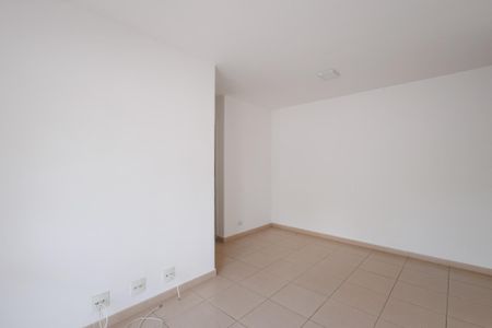 Sala de apartamento para alugar com 1 quarto, 60m² em Residencial Santa Izabel, Taubaté