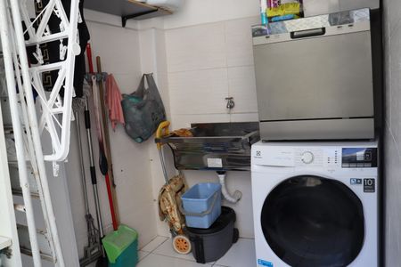 Apartamento à venda com 125m², 2 quartos e sem vagaÁrea de Serviço