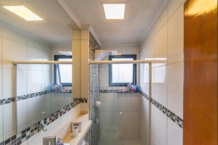 Banheiro  de apartamento à venda com 2 quartos, 92m² em Parque Sao Vicente, Santo André