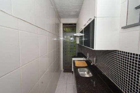 Casa de condomínio à venda com 70m², 2 quartos e 1 vagaCozinha