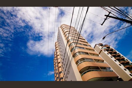 Apartamento para alugar com 56m², 1 quarto e 1 vaga Apartamento para alugar com 56m², 1 quarto e 1 vagaFachada