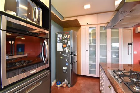 Apartamento para alugar com 155m², 2 quartos e 2 vagasCozinha