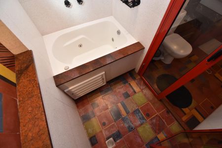 Apartamento para alugar com 155m², 2 quartos e 2 vagasBanheiro da Suíte