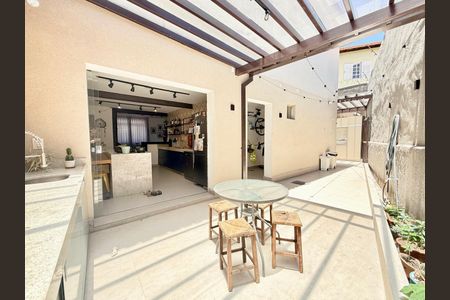 Apartamento à venda com 3 quartos, 135m² em Paquetá, Belo Horizonte