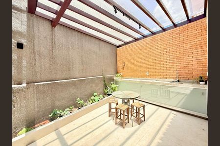 Apartamento à venda com 135m², 3 quartos e 2 vagas