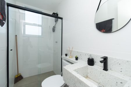 Apartamento à venda com 57m², 2 quartos e 1 vagaBanheiro Social