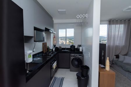 Apartamento à venda com 57m², 2 quartos e 1 vagaCozinha e Área de Serviço