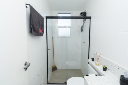 Apartamento à venda com 57m², 2 quartos e 1 vagaBanheiro Social