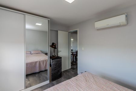 Quarto de apartamento à venda com 1 quarto, 46m² em Jardim Botânico, Porto Alegre