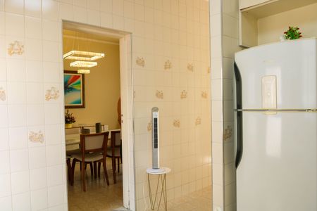 Casa à venda com 124m², 3 quartos e 2 vagas Casa à venda com 124m², 3 quartos e 2 vagasCozinha