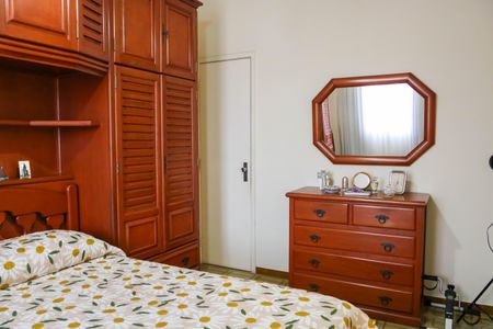 Casa à venda com 124m², 3 quartos e 2 vagas Casa à venda com 124m², 3 quartos e 2 vagasQuarto Suíte