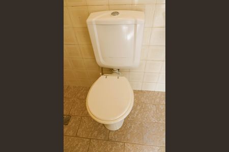 Casa à venda com 124m², 3 quartos e 2 vagas Casa à venda com 124m², 3 quartos e 2 vagasBanheiro de Serviço