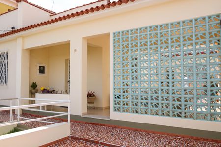 Casa à venda com 124m², 3 quartos e 2 vagas Casa à venda com 124m², 3 quartos e 2 vagasÁrea da Frente