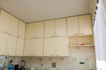 Casa à venda com 124m², 3 quartos e 2 vagas Casa à venda com 124m², 3 quartos e 2 vagasCozinha