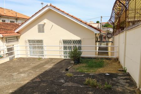 Casa à venda com 124m², 3 quartos e 2 vagas Casa à venda com 124m², 3 quartos e 2 vagasQuintal