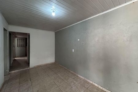 Sala de casa para alugar com 2 quartos, 79m² em Qr 3, Brasília