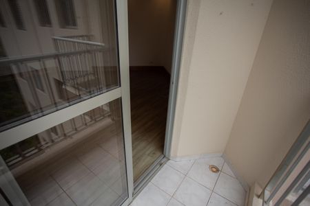 VARANDA DA SALA de apartamento para alugar com 2 quartos, 54m² em Jardim Marilu, São Paulo