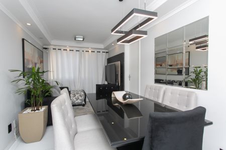 Sala de apartamento à venda com 2 quartos, 47m² em Vila Carmosina, São Paulo