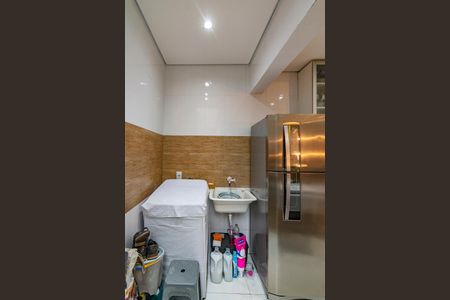 Casa à venda com 75m², 3 quartos e 1 vagaÁrea de Serviço