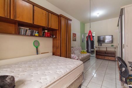 Apartamento à venda com 45m², 1 quarto e sem vagaSala e Quarto