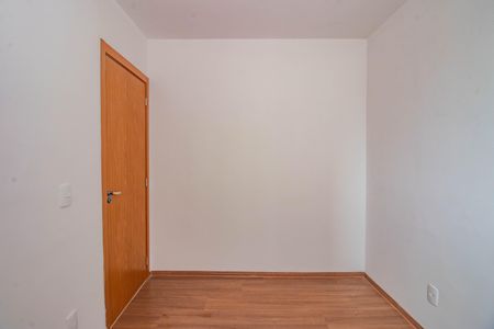 Quarto 1 de apartamento para alugar com 2 quartos, 45m² em Costa E Silva, Porto Alegre