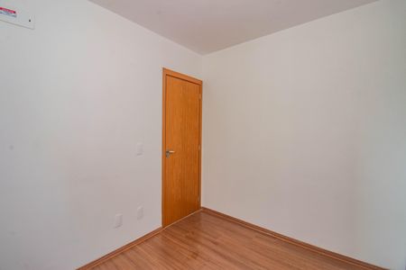 Quarto 1 de apartamento para alugar com 2 quartos, 45m² em Costa E Silva, Porto Alegre