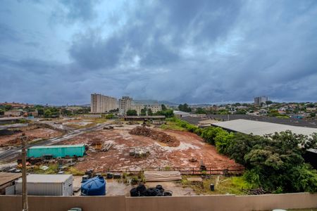 Vista de apartamento para alugar com 2 quartos, 45m² em Costa E Silva, Porto Alegre