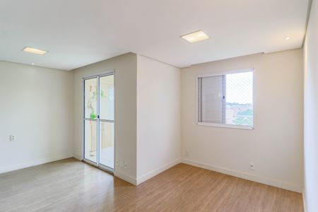 Sala de apartamento para alugar com 2 quartos, 66m² em Jardim Casablanca, São Paulo
