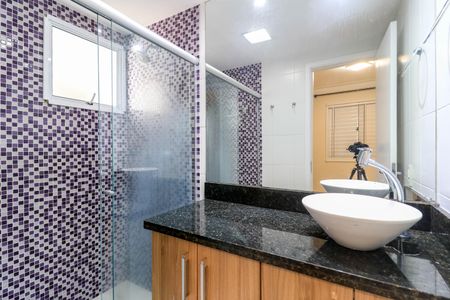 Apartamento para alugar com 66m², 2 quartos e 1 vagaBanheiro da Suíte