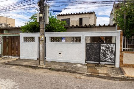 Casa para alugar com 198m², 3 quartos e 1 vagaFachada