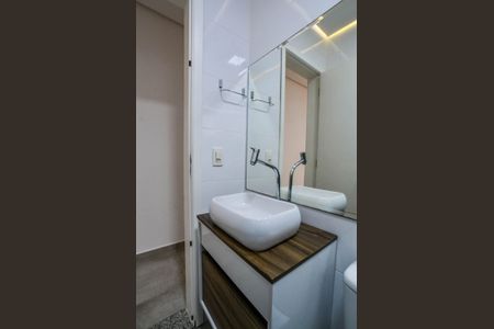 Apartamento para alugar com 70m², 2 quartos e 2 vagasBanheiro Corredor