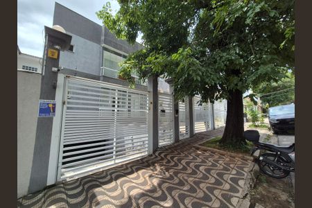 Apartamento para alugar com 70m², 2 quartos e 2 vagasFachada