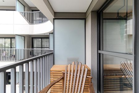 Varanda de kitnet/studio para alugar com 1 quarto, 24m² em Santa Ifigênia, São Paulo