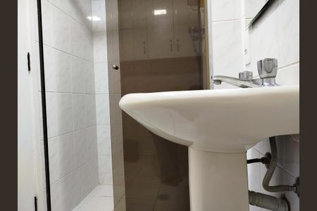 Apartamento para alugar com 59m², 2 quartos e 1 vaga Apartamento para alugar com 59m², 2 quartos e 1 vagaBanheiro 2