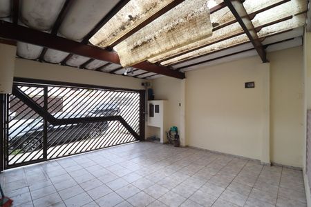 Casa à venda com 102m², 2 quartos e 2 vagasGaragem