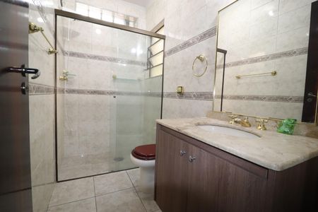 Casa à venda com 102m², 2 quartos e 2 vagasBanheiro 2